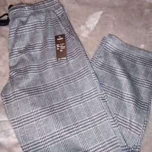 Nwot Robert Louis plaid the essential soft comfy fit jogger